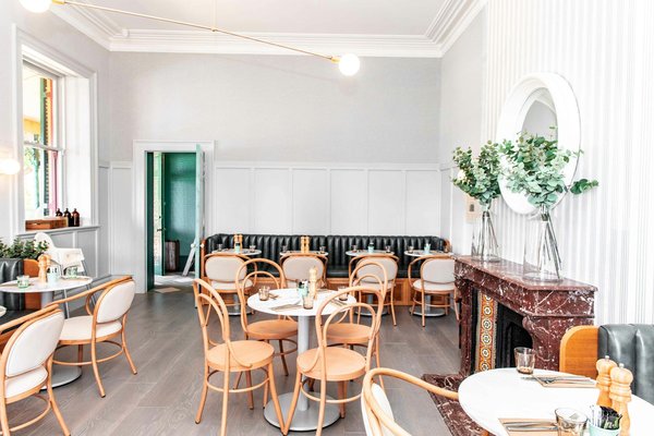 Comment faire des salades de quinoa aux légumes sans vinaigrette huileuse?